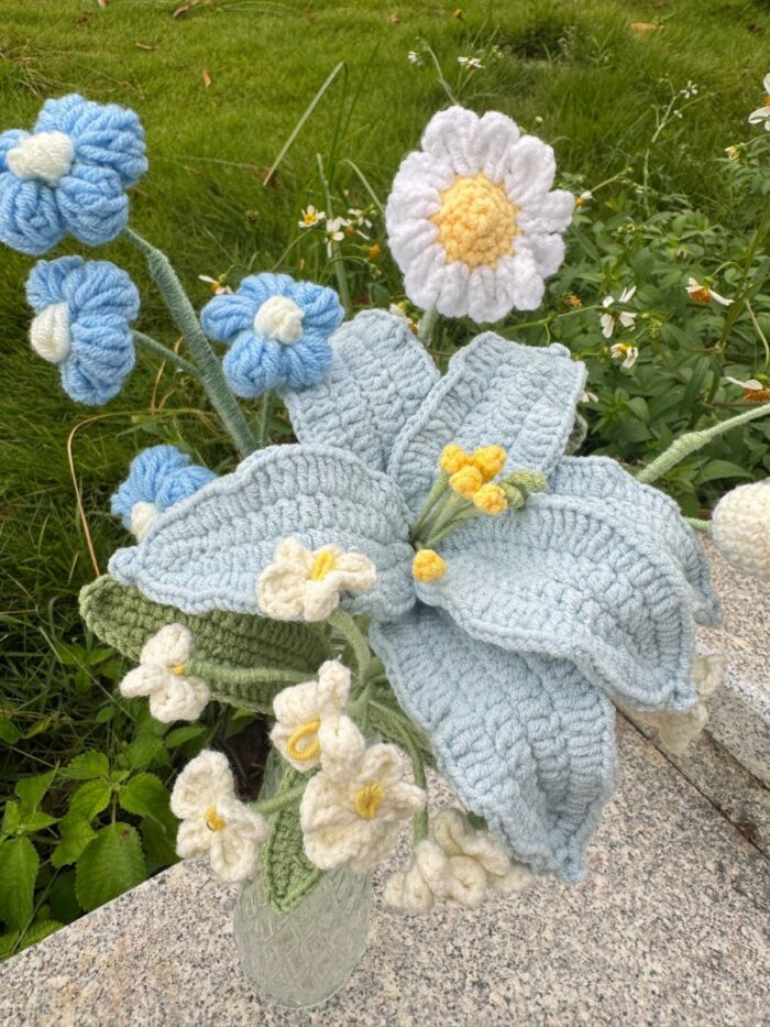 Crochet Flowers in Vase, Finished Product, Blue and White Lily(No Vase)