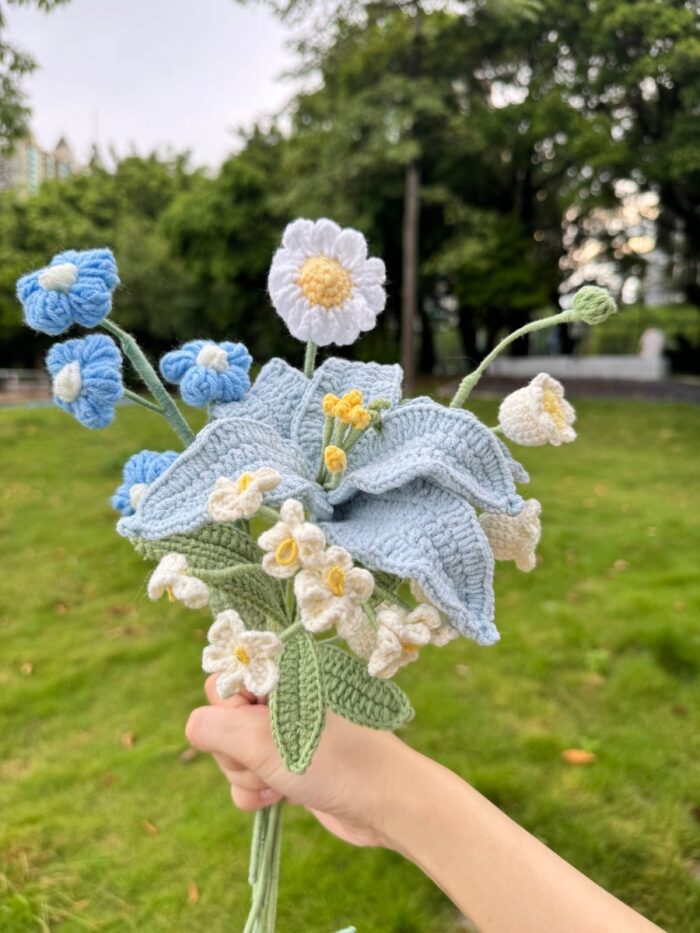 Crochet Flowers in Vase, Finished Product, Blue and White Lily(No Vase)